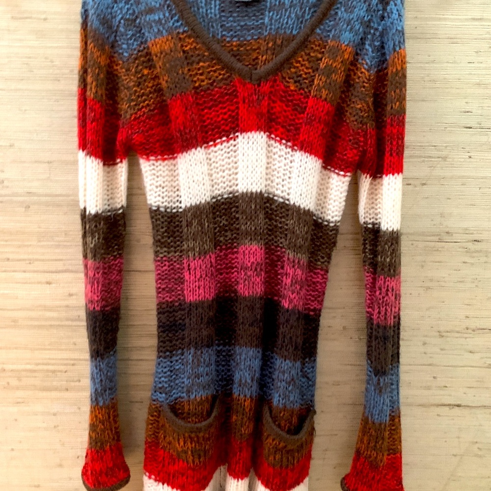 Medium Mini Sweater Dress or Shirt. Excellent Condition!